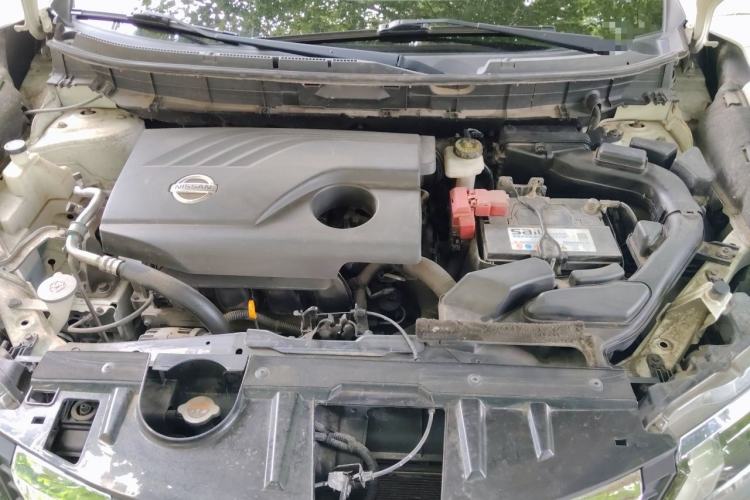 Used Nissan X-Trail 2017 2.0L CVT Comfort Edition 2WD Engine Bay