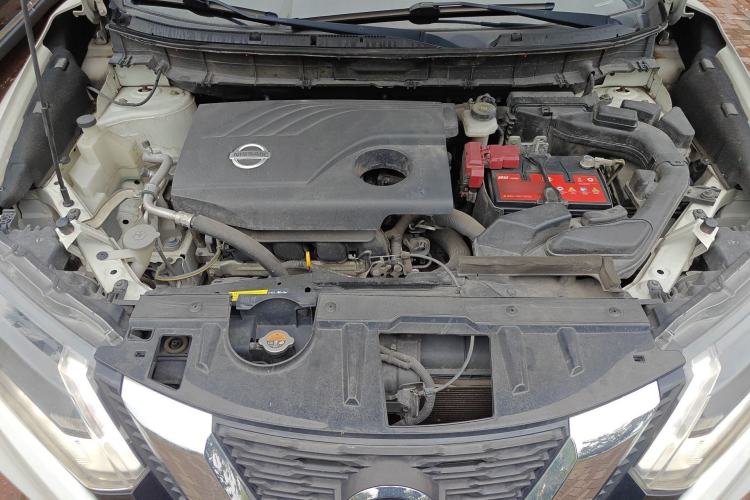 Used Nissan X-Trail 2017 2.0L CVT Comfort Edition 2WD Engine Bay