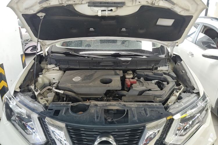 Used Nissan X-Trail 2017 2.0L CVT Comfort Edition 2WD Engine Bay