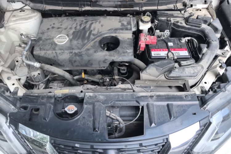 Used Nissan X-Trail 2017 2.0L CVT Comfort Edition 2WD Engine Bay