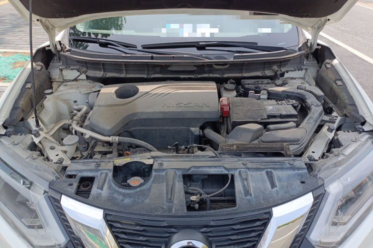 Used Nissan X-Trail 2017 2.5L CVT Luxury Edition 4WD Engine Bay