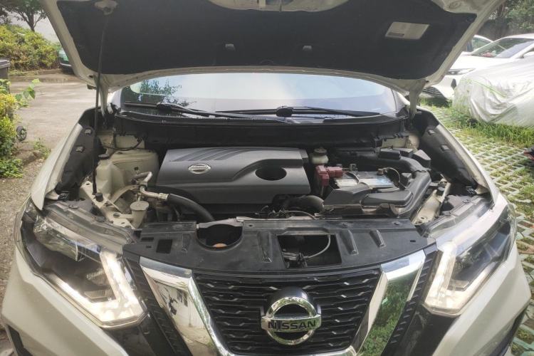 Used Nissan X-Trail 2017 2.0L CVT Comfort Edition 2WD Engine Bay