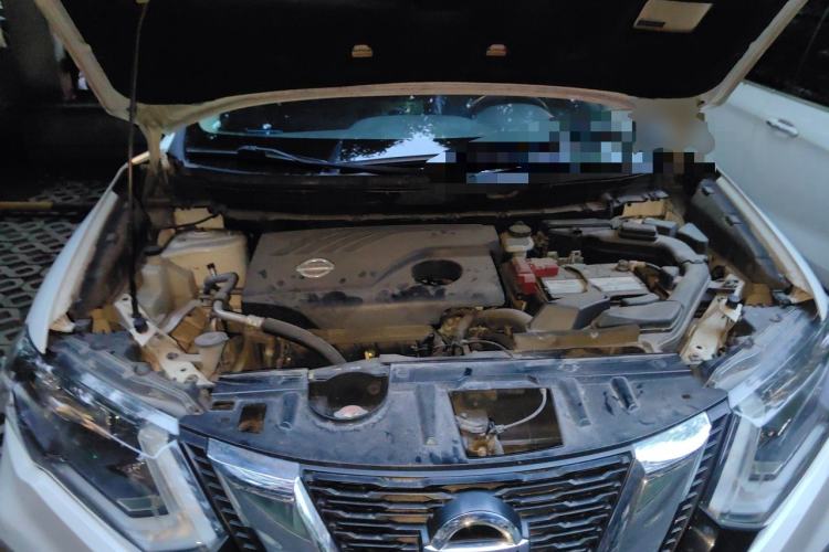 Used Nissan X-Trail 2017 2.0L CVT Comfort Edition 2WD Engine Bay