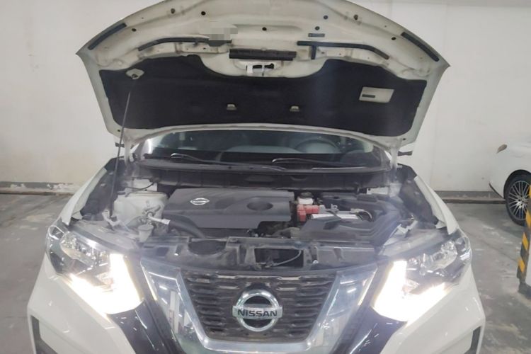 Used Nissan X-Trail 2017 2.0L CVT Comfort Edition 2WD Engine Bay