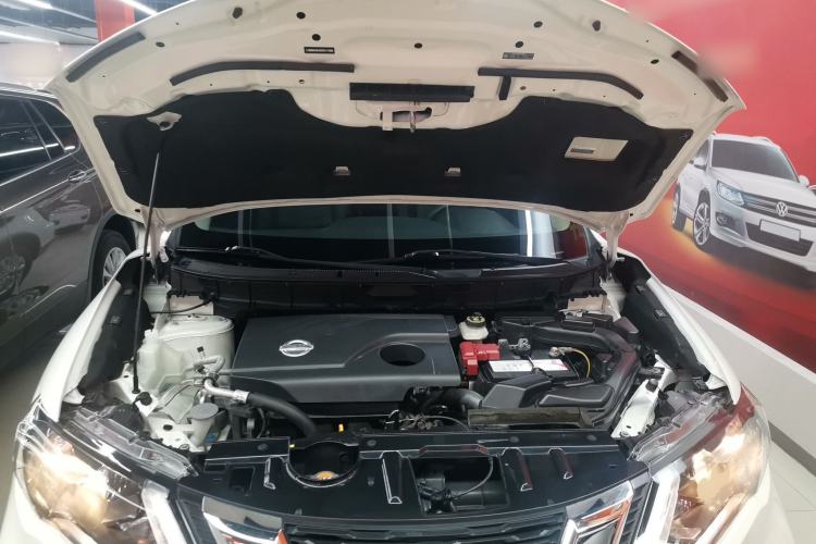Used Nissan X-Trail 2017 2.0L CVT Comfort Edition 2WD Engine Bay