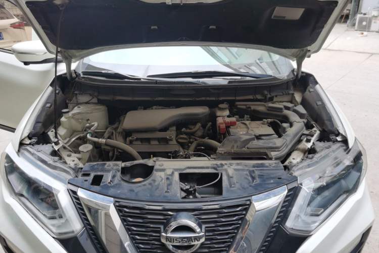Used Nissan X-Trail 2017 2.0L CVT Comfort Edition 2WD Engine Bay