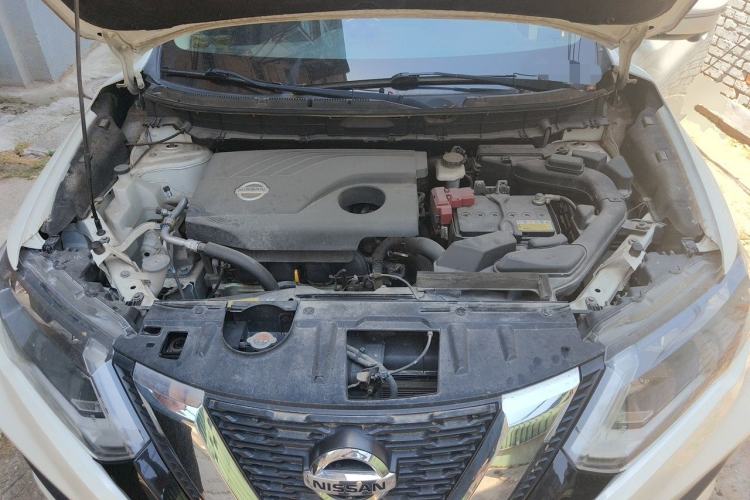 Used Nissan X-Trail 2017 2.0L CVT Comfort Edition 2WD Engine Bay