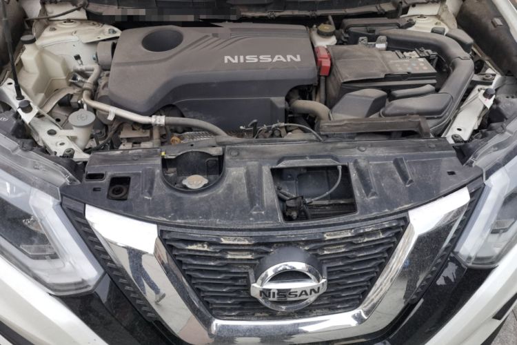 Used Nissan X-Trail 2017 2.5L CVT Luxury Edition 4WD Engine Bay
