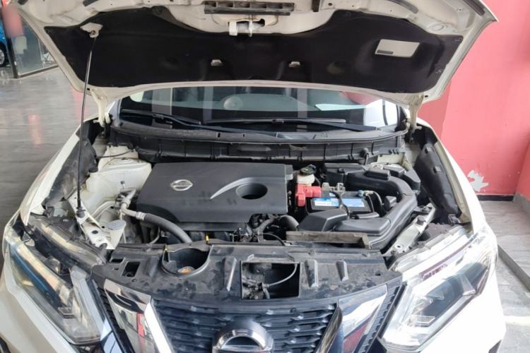 Used Nissan X-Trail 2017 2.0L CVT Comfort Edition 2WD Engine Bay
