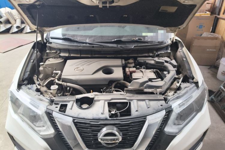 Used Nissan X-Trail 2017 2.0L CVT Comfort Edition 2WD Engine Bay