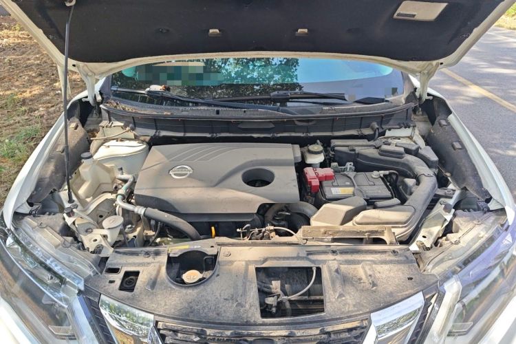 Used Nissan X-Trail 2017 2.0L CVT Comfort Edition 2WD Engine Bay