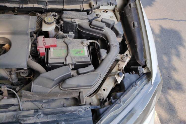 Used Nissan X-Trail 2017 2.0L CVT Comfort Edition 2WD Engine Bay Left