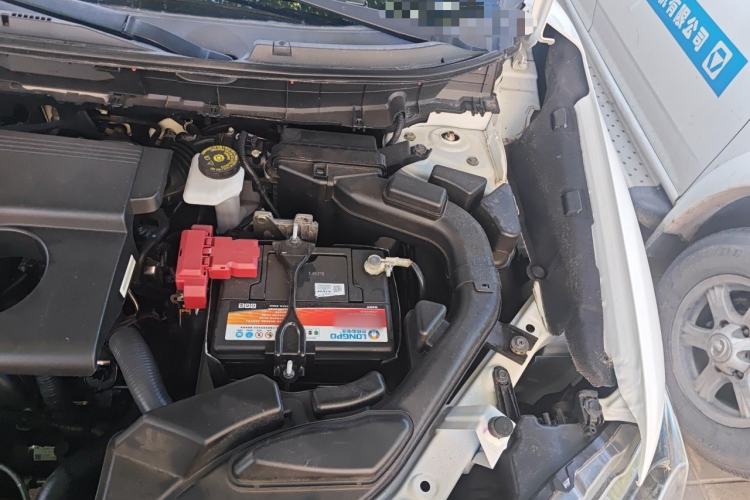 Used Nissan X-Trail 2017 2.0L CVT Comfort Edition 2WD Engine Bay Left
