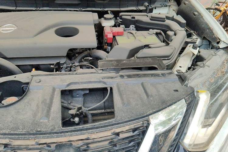 Used Nissan X-Trail 2017 2.0L CVT Comfort Edition 2WD Engine Bay Left
