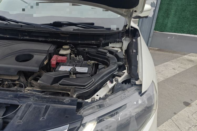 Used Nissan X-Trail 2017 2.0L CVT Comfort Edition 2WD Engine Bay Left