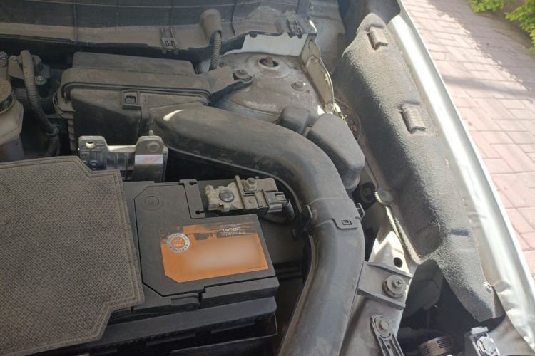 Used Nissan X-Trail 2017 2.5L CVT Luxury Edition 4WD Engine Bay Left