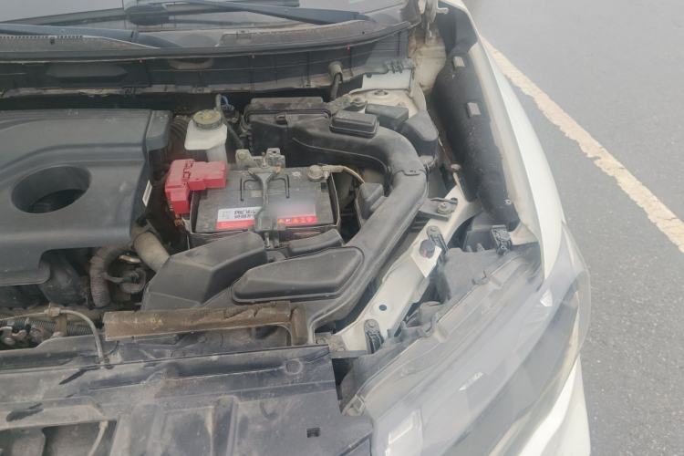 Used Nissan X-Trail 2017 2.0L CVT Comfort Edition 2WD Engine Bay Left