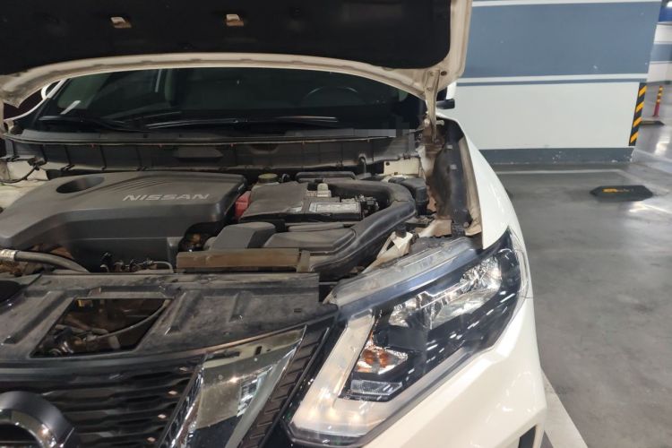 Used Nissan X-Trail 2017 2.5L CVT Luxury Edition 4WD Engine Bay Left