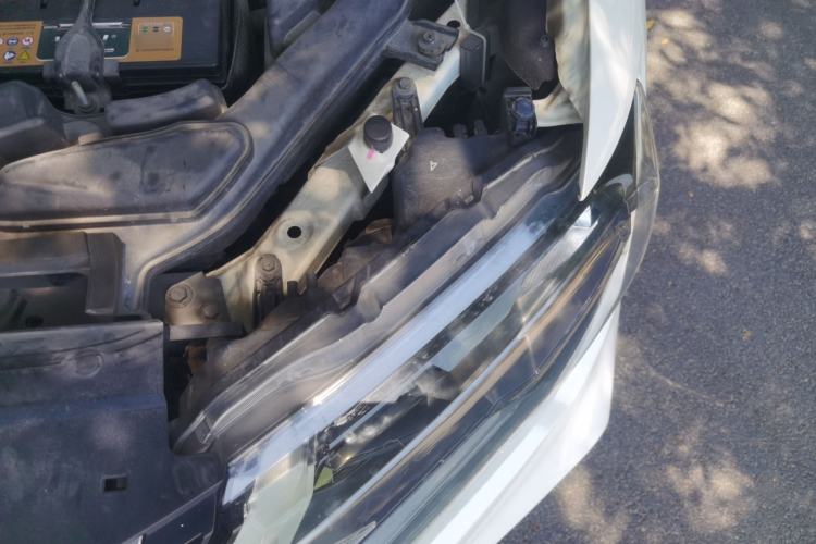 Used Nissan X-Trail 2017 2.0L CVT Comfort Edition 2WD Engine Bay Left