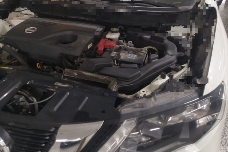 Used Nissan X-Trail 2017 2.0L CVT Comfort Edition 2WD Engine Bay Left