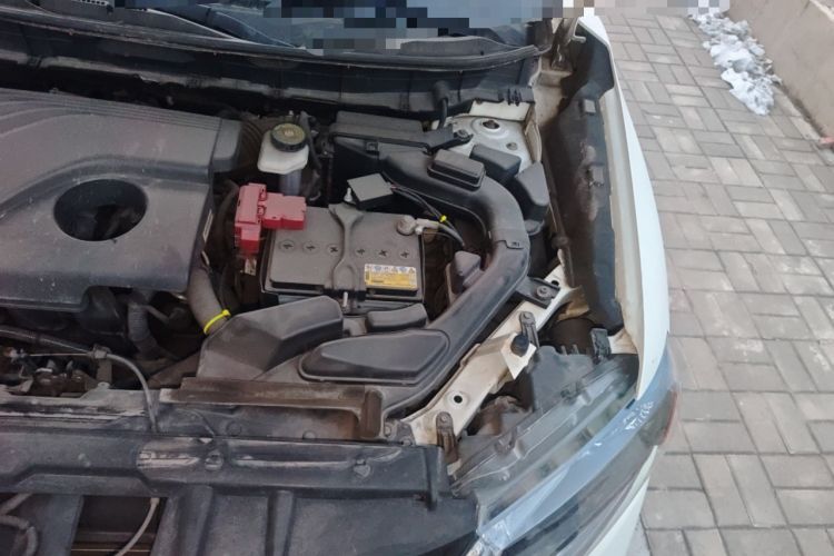 Used Nissan X-Trail 2017 2.0L Manual Classic Edition 2WD Engine Bay Left
