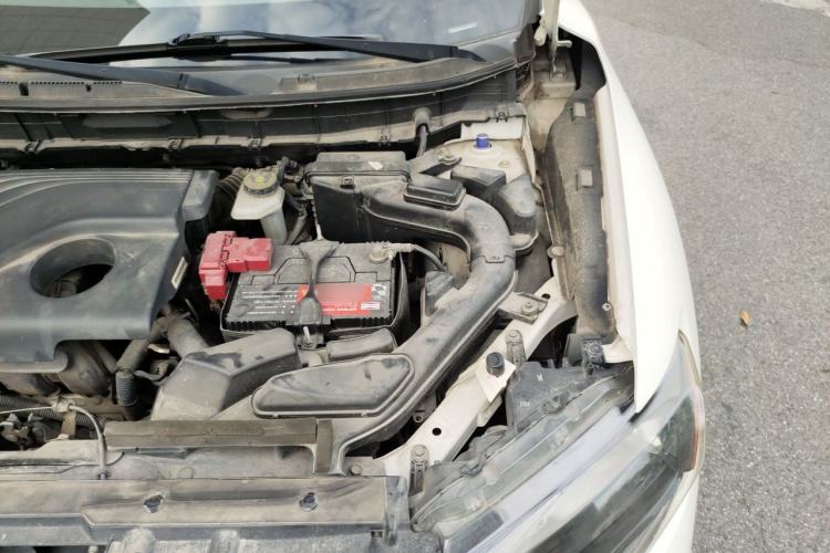 Used Nissan X-Trail 2017 2.0L Manual Classic Edition 2WD Engine Bay Left