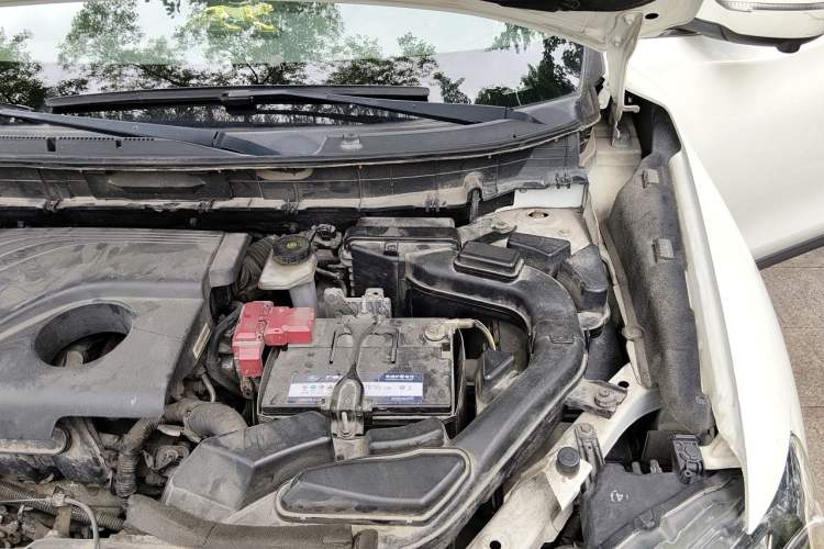 Used Nissan X-Trail 2017 2.0L CVT Comfort Edition 2WD Engine Bay Left