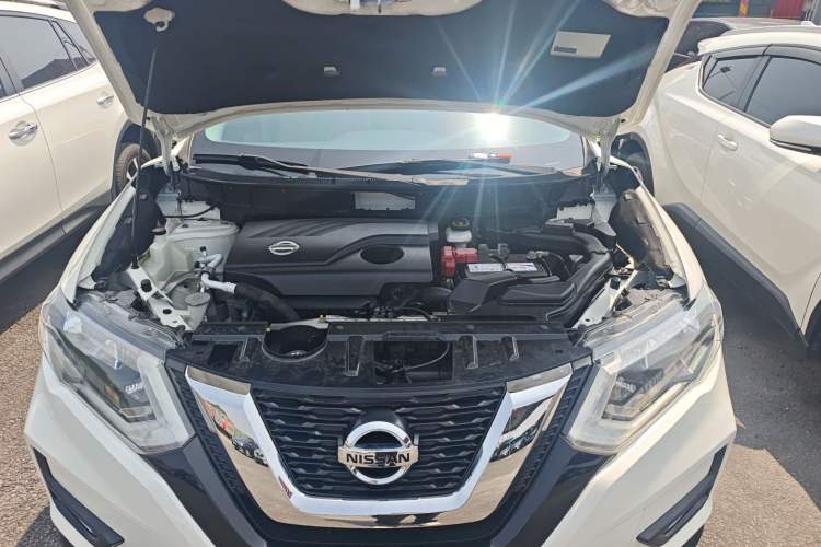 Used Nissan X-Trail 2017 2.0L CVT Comfort Edition 2WD Engine Bay