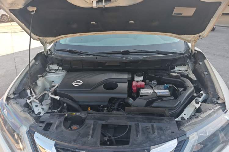 Used Nissan X-Trail 2017 2.0L CVT Comfort Edition 2WD Engine Bay