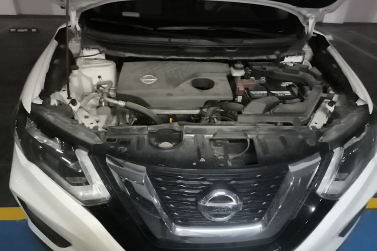 Used Nissan X-Trail 2017 2.0L CVT Comfort Edition 2WD Engine Bay