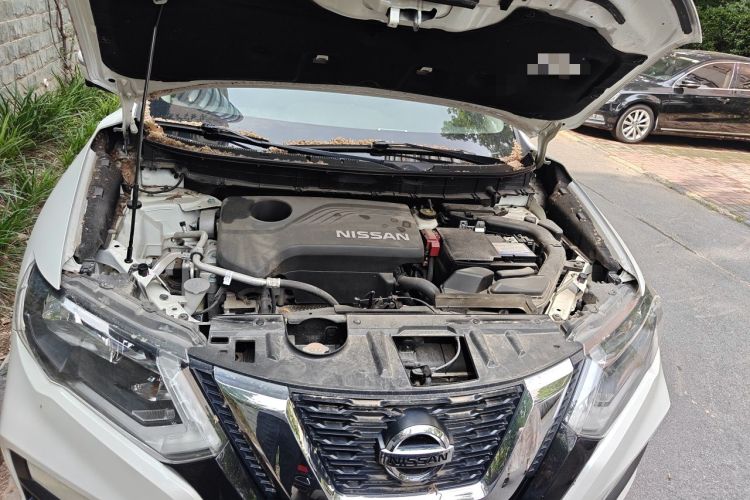 Used Nissan X-Trail 2017 2.5L CVT Luxury Edition 4WD Engine Bay