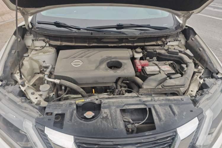Used Nissan X-Trail 2017 2.0L CVT Comfort Edition 2WD Engine Bay