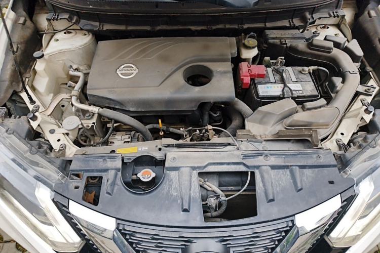 Used Nissan X-Trail 2017 2.0L CVT Comfort Edition 2WD Engine Bay
