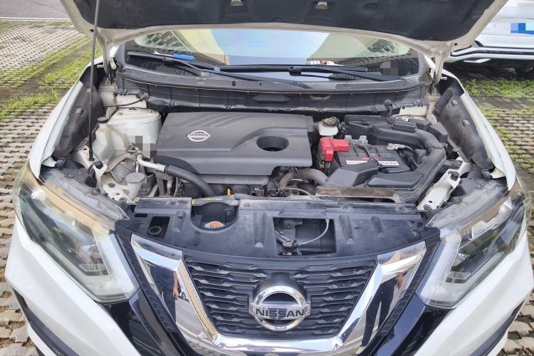 Used Nissan X-Trail 2017 2.0L CVT Comfort Edition 2WD Engine Bay