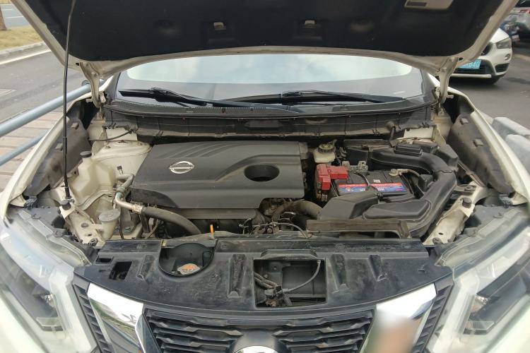 Used Nissan X-Trail 2017 2.0L CVT Comfort Edition 2WD Engine Bay