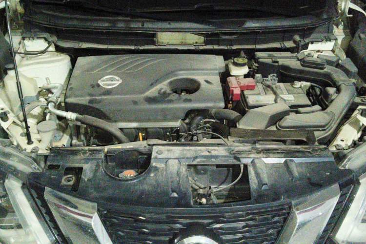 Used Nissan X-Trail 2017 2.0L CVT Comfort Edition 2WD Engine Bay