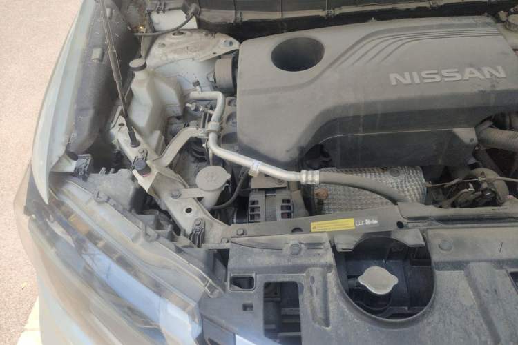Used Nissan X-Trail 2017 2.5L CVT Luxury Edition 4WD Engine Bay Right