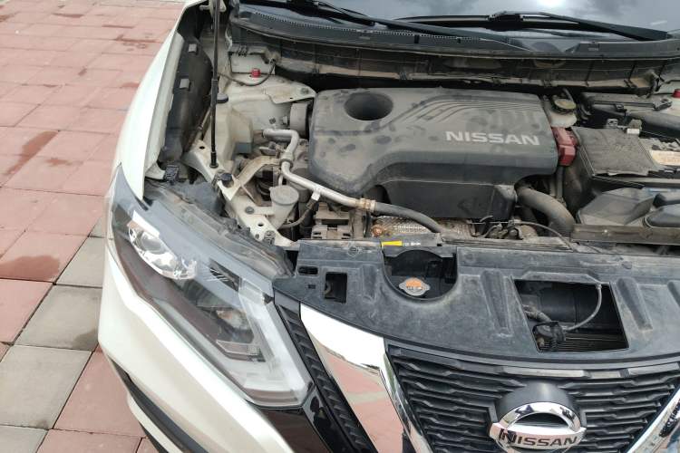 Used Nissan X-Trail 2017 2.5L CVT Luxury Edition 4WD Engine Bay Right