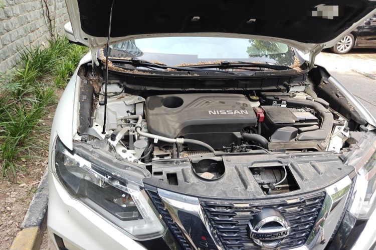 Used Nissan X-Trail 2017 2.5L CVT Luxury Edition 4WD Engine Bay Right