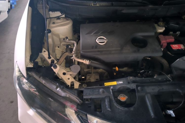 Used Nissan X-Trail 2017 2.0L CVT Comfort Edition 2WD Engine Bay Right