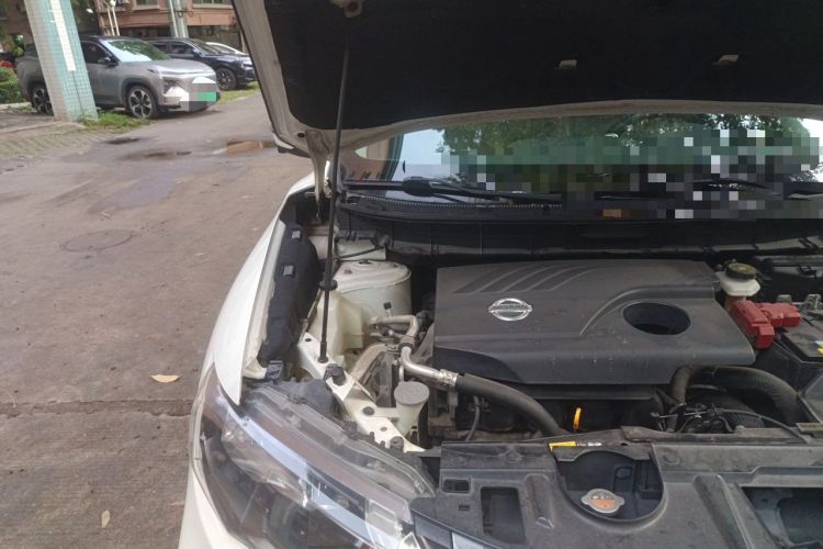 Used Nissan X-Trail 2017 2.0L CVT Comfort Edition 2WD Engine Bay Right