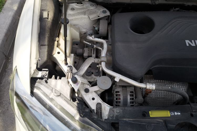 Used Nissan X-Trail 2017 2.5L CVT Luxury Edition 4WD Engine Bay Right