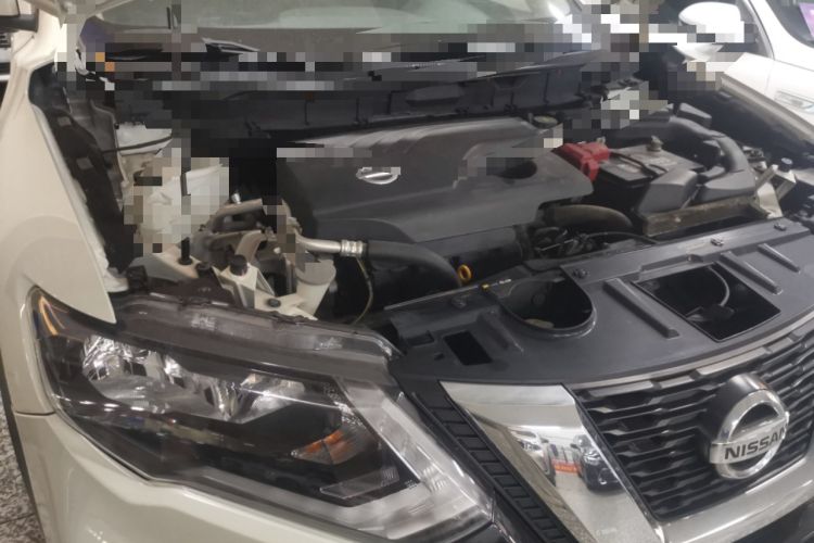 Used Nissan X-Trail 2017 2.0L CVT Comfort Edition 2WD Engine Bay Right