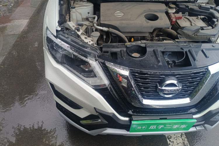 Used Nissan X-Trail 2017 2.0L CVT Comfort Edition 2WD Engine Bay Right