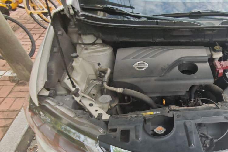 Used Nissan X-Trail 2017 2.0L CVT Comfort Edition 2WD Engine Bay Right