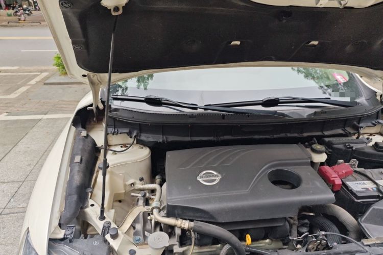 Used Nissan X-Trail 2017 2.0L CVT Comfort Edition 2WD Engine Bay Right