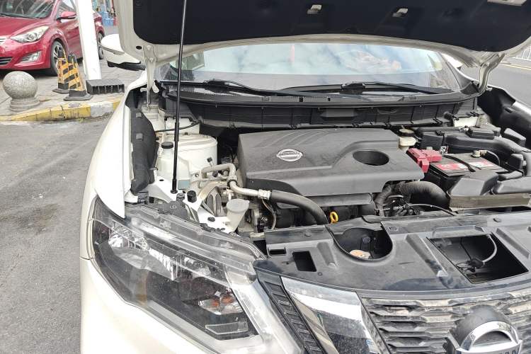 Used Nissan X-Trail 2017 2.0L CVT Comfort Edition 2WD Engine Bay Right