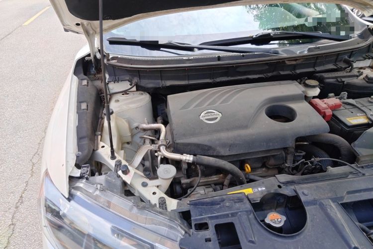 Used Nissan X-Trail 2017 2.0L CVT Comfort Edition 2WD Engine Bay Right