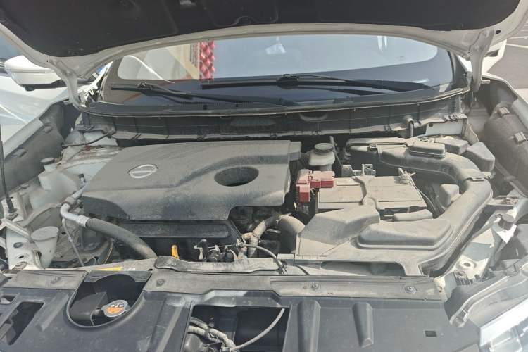 Used Nissan X-Trail 2017 2.0L CVT Comfort Edition 2WD Engine Bay