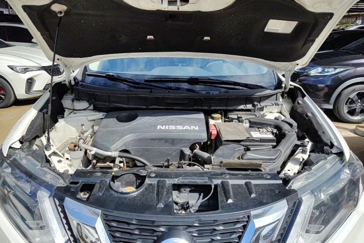 Used Nissan X-Trail 2017 2.5L CVT Luxury Edition 4WD Engine Bay